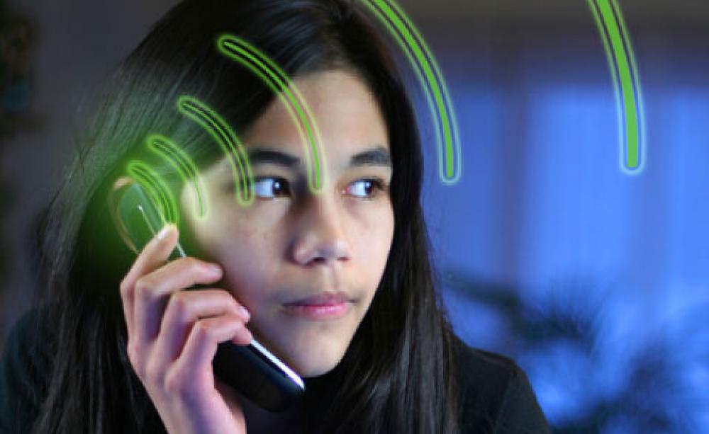 telefonlarin-radiasiya-yaymasina-aydinliq-getirildi