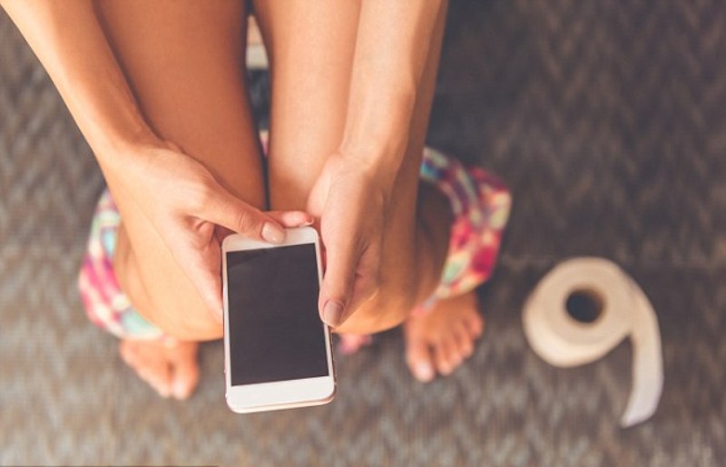 bunu-bilenden-sonra-telefonu-ozunle-hec-vaxt-tualete-aparmayacaqsan
