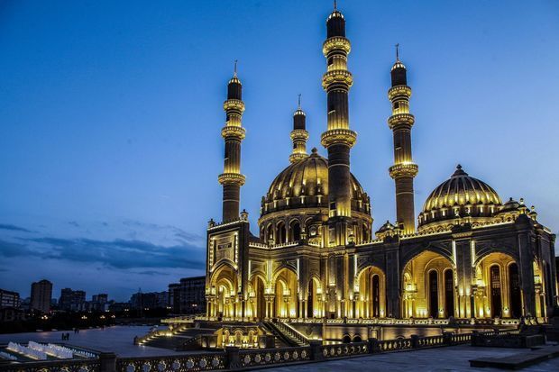 azerbaycanda-ramazan-tetili-baslayir
