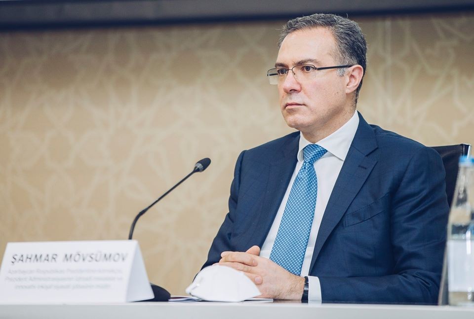 prezidentin-komekcisi-valideynlerden-vaksinasiya-teleb-olunmur