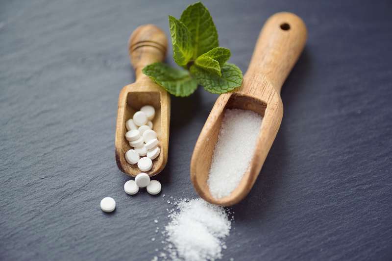 ceynediyiniz-saqqizlarin-terkibinde-olan-tehukeli-madde