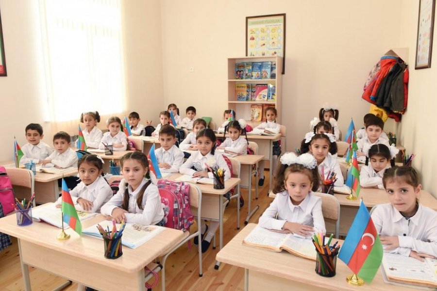 mekteblilerin-yaz-tetili-gunleri-aciqlandi
