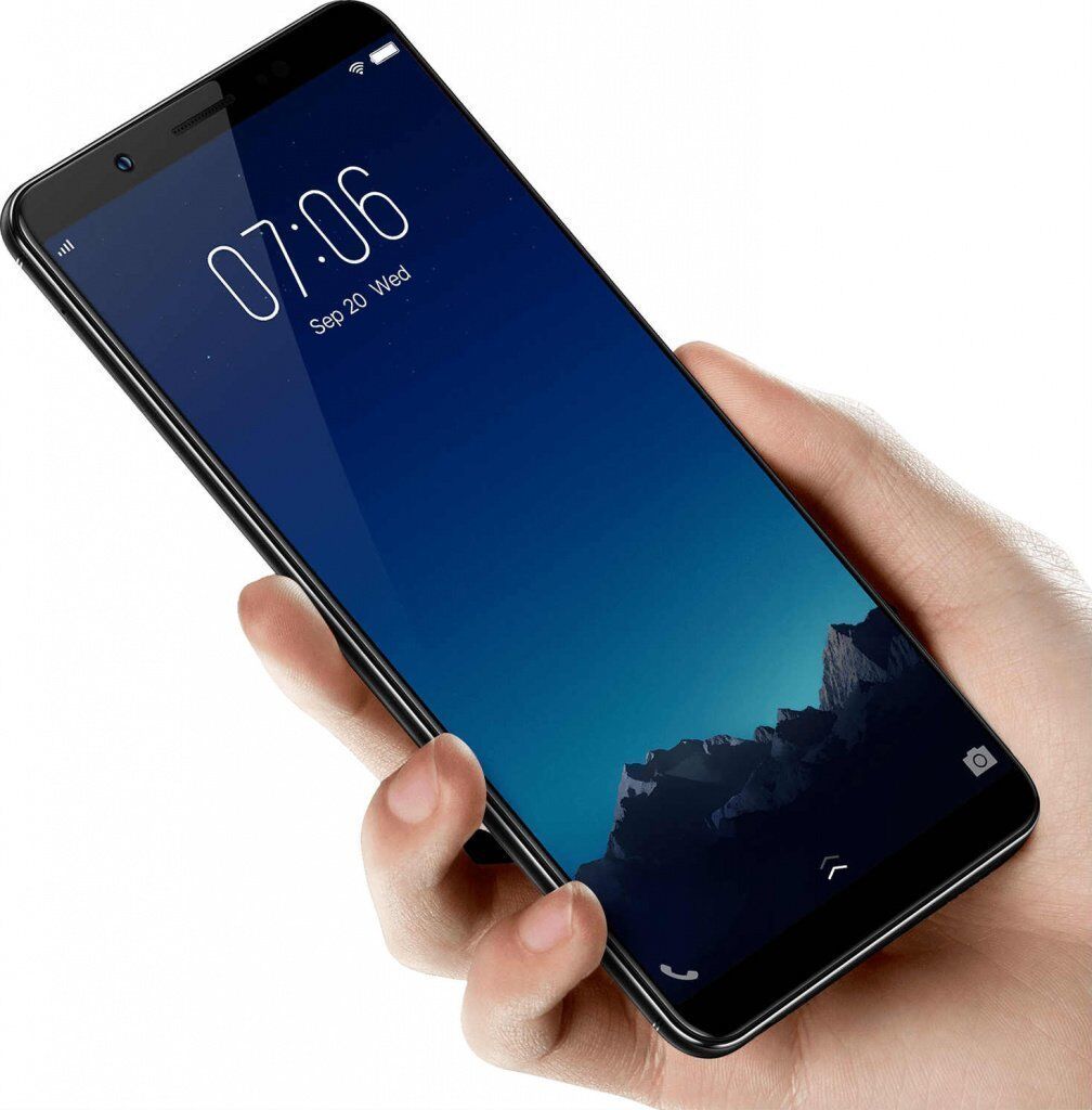 xaricden-gelerken-ozu-ile-telefon-getirenlerin-nezerine