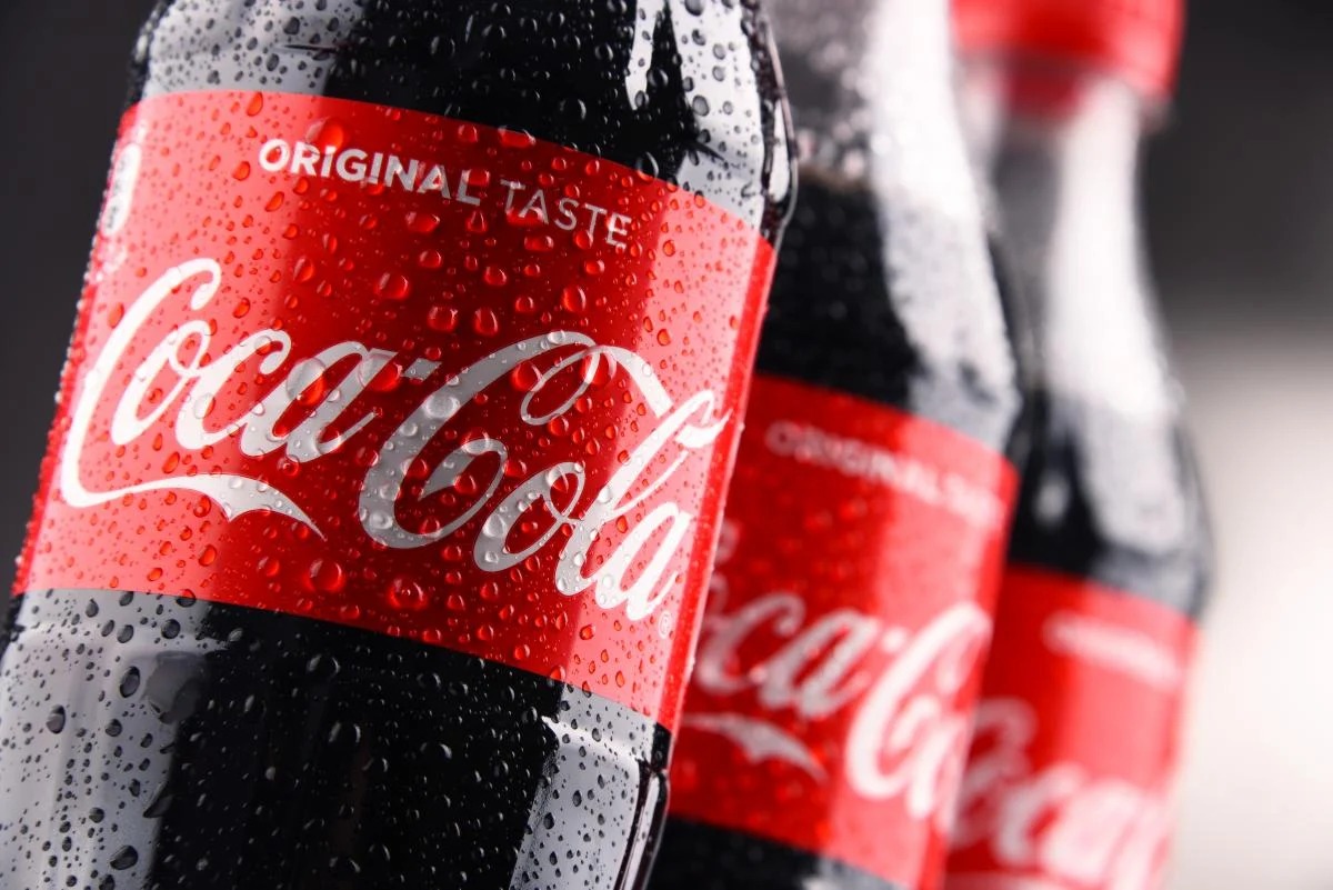her-gun-coca-cola-icdikde-orqanizmde-ne-bas-verir
