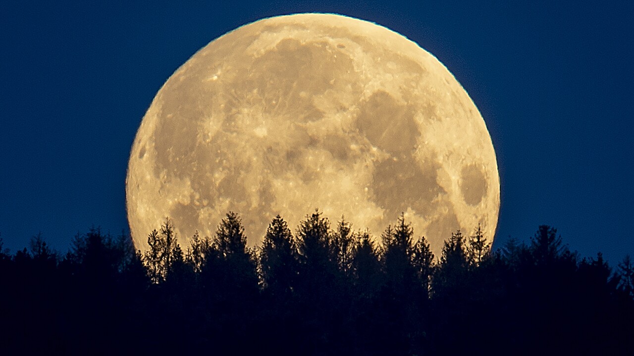 bu-gece-gozunuz-semada-olsun