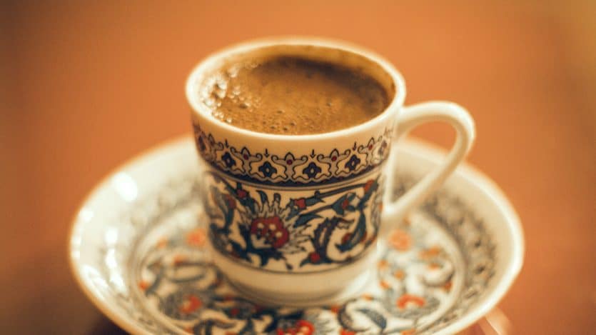 qehvenin-dislere-menfi-tesiri-aciqlanib