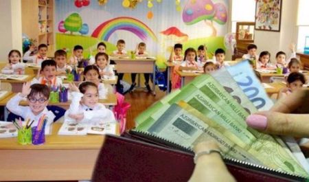 8-mart-ile-bagli-mekteblerde-pul-yiganlara