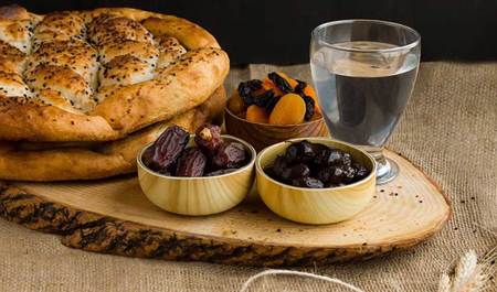 ramazan-ayinin-ikinci-gununun-imsak-ve-iftar-vaxtlari