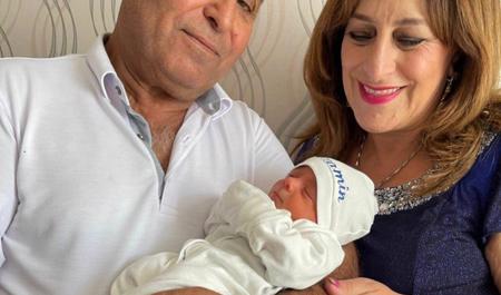 azerbaycanda-57-yasli-qadin-ana-oldu
