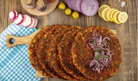 evde-asan-ve-lezzetli-lahmacun-hazirlanma-qaydasi