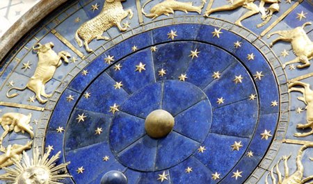 astrologiyaya-gore-iyul-ayinda-hansi-burcler-sansli-olacaq