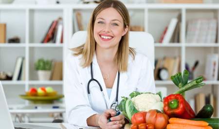nutrisioloq-ve-diyetoloq-arasindaki-ferq-nedir